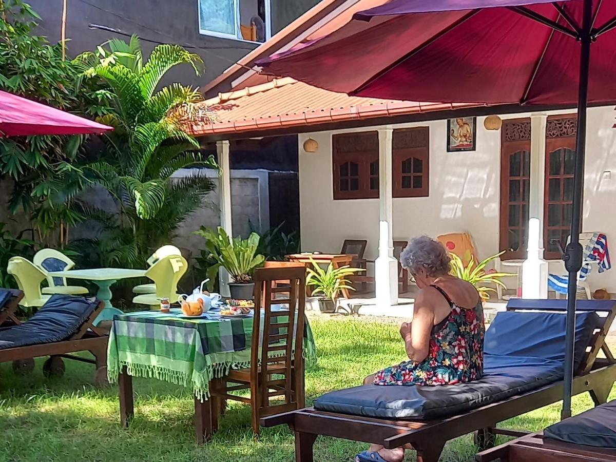 Mango Villa Hikkaduwa Kültér fotó
